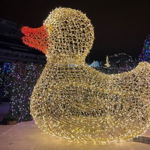 Meet your Posher, Posh